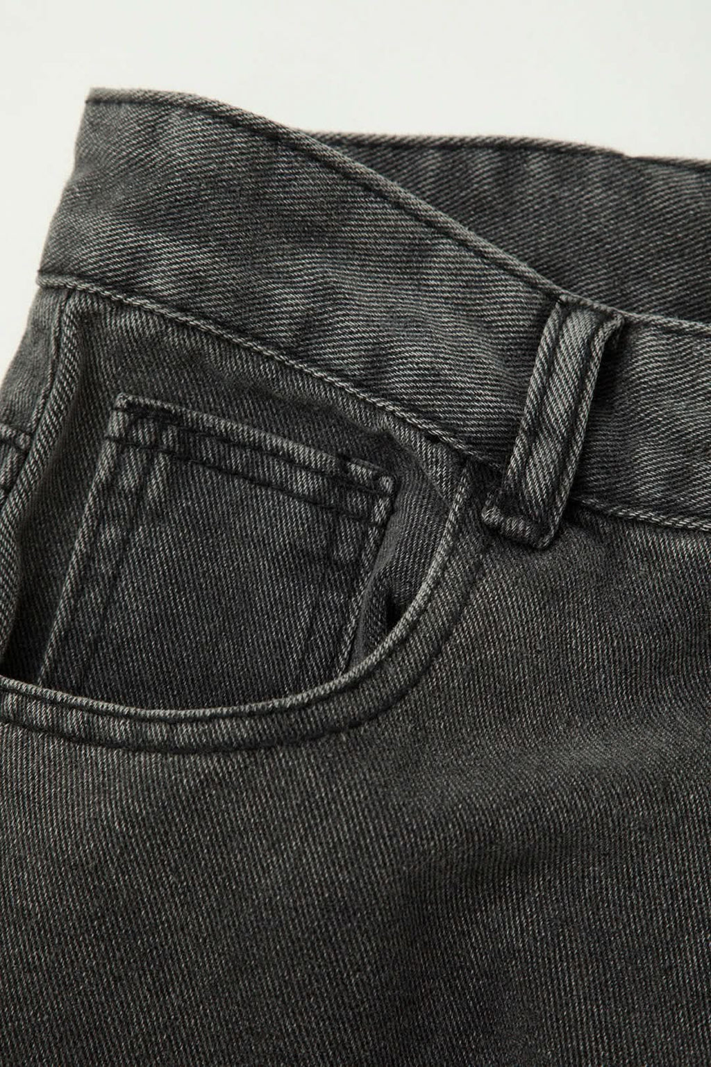 Fumo Street – Multi-Pocket Cargo Denim
