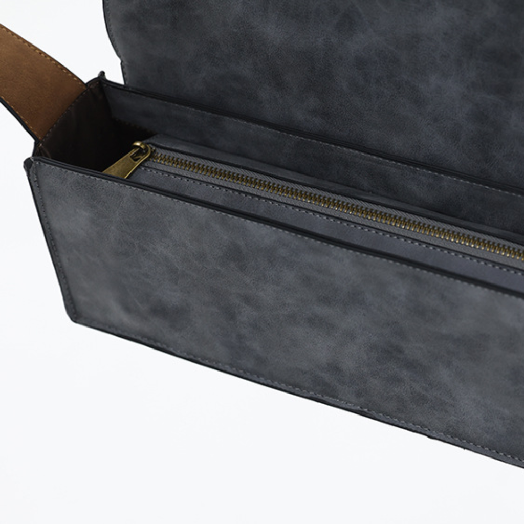 Diggi – Shoulder Bag