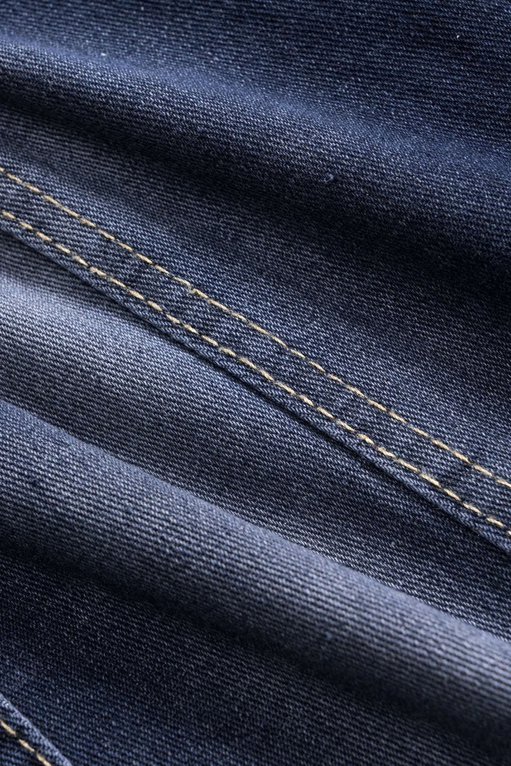 Skyline Curve – Wide-Leg Denim