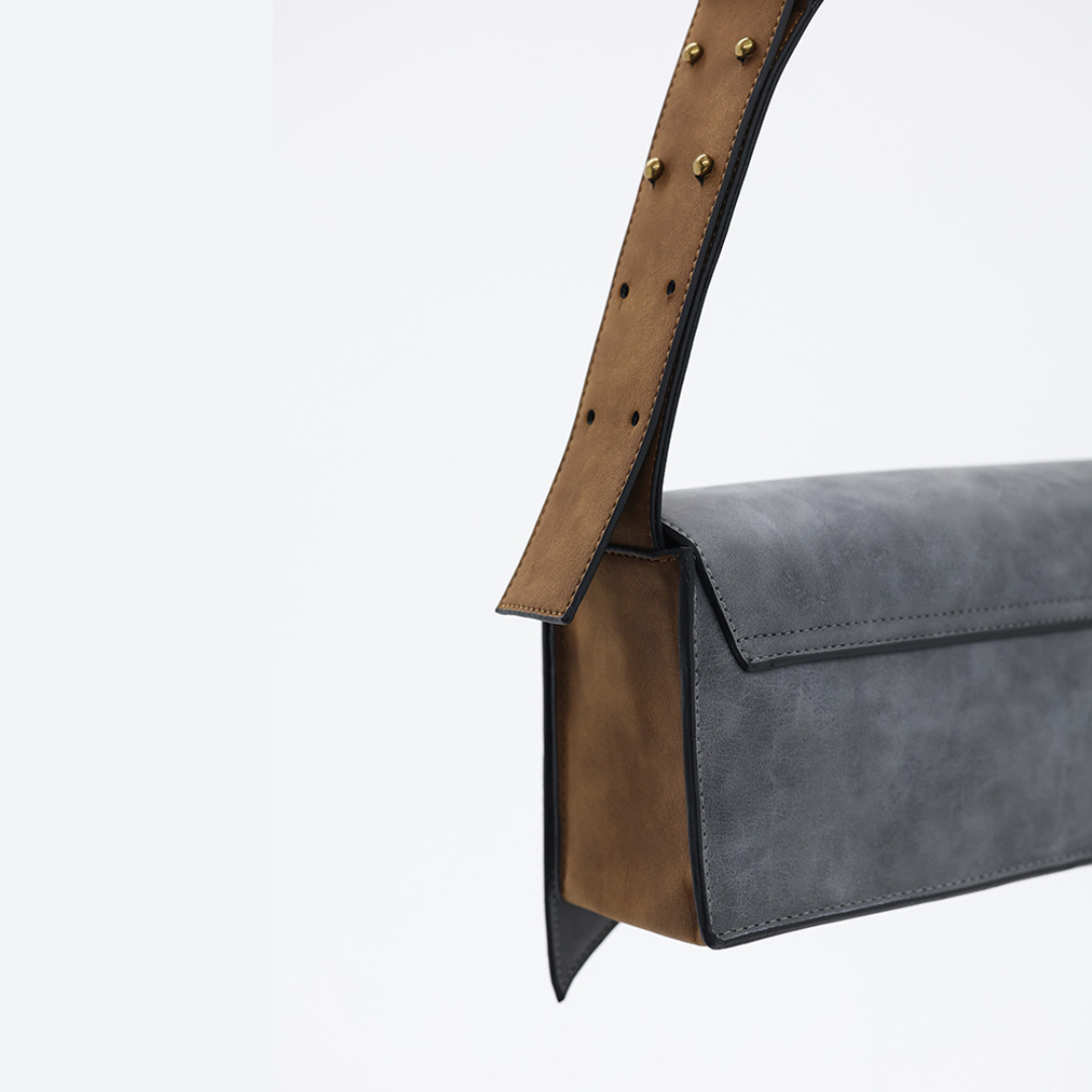 Diggi – Shoulder Bag