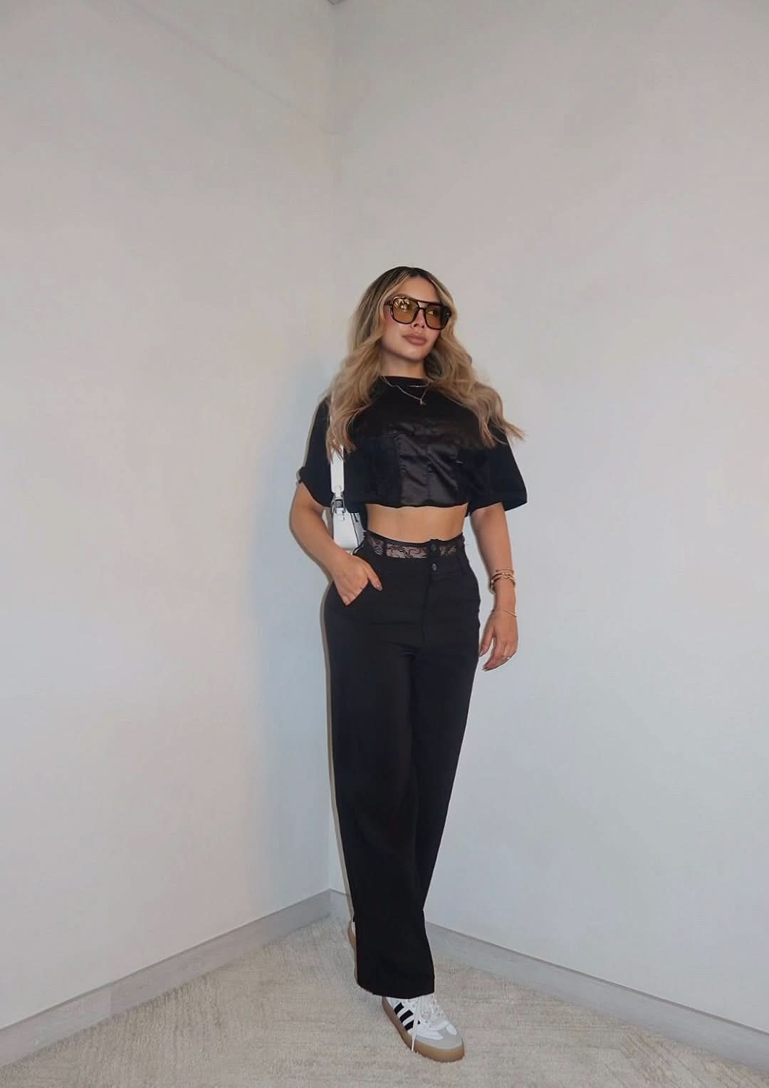 Oscuridad – Mid-Waist Jeans