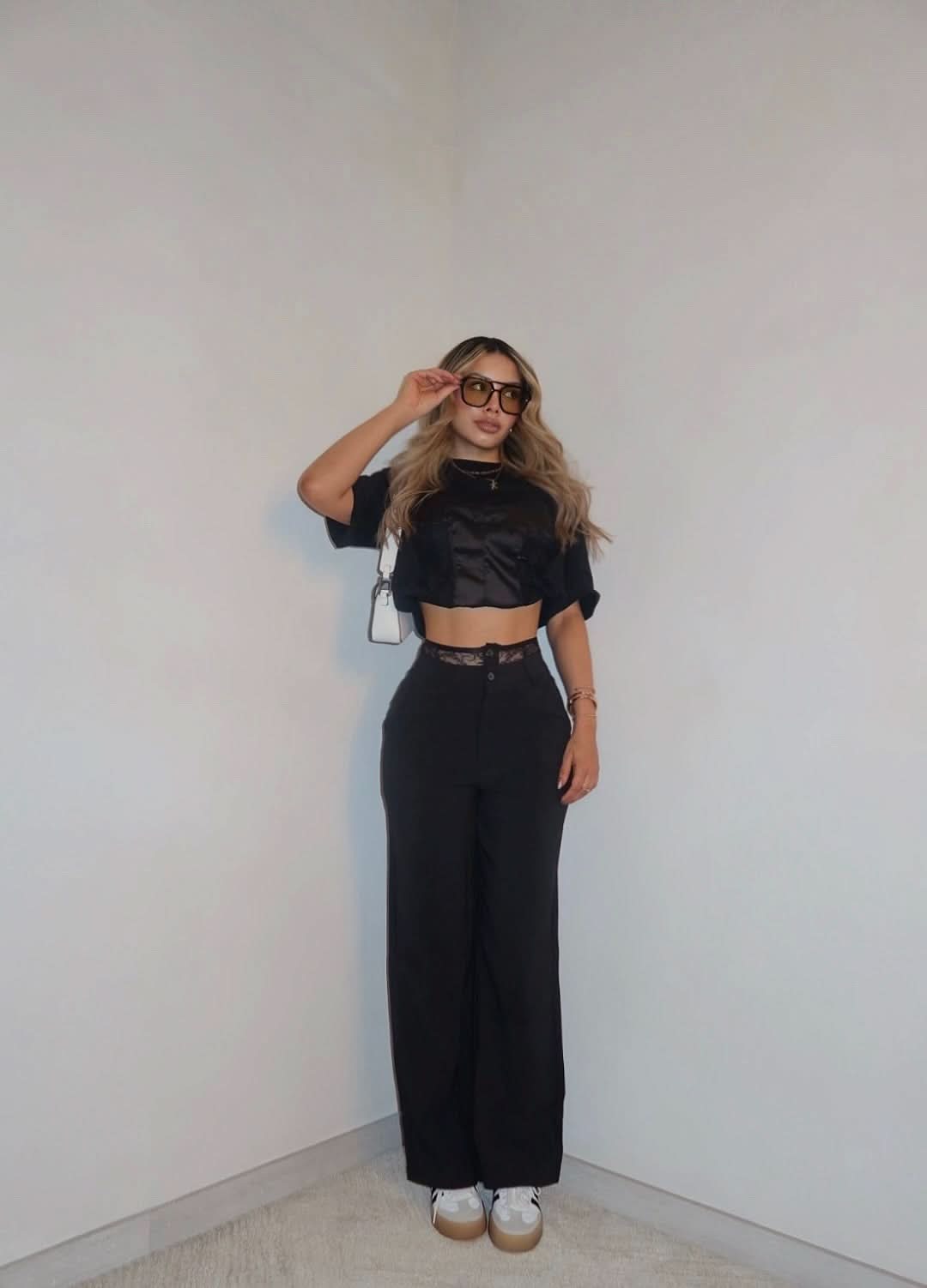 Oscuridad – Mid-Waist Jeans