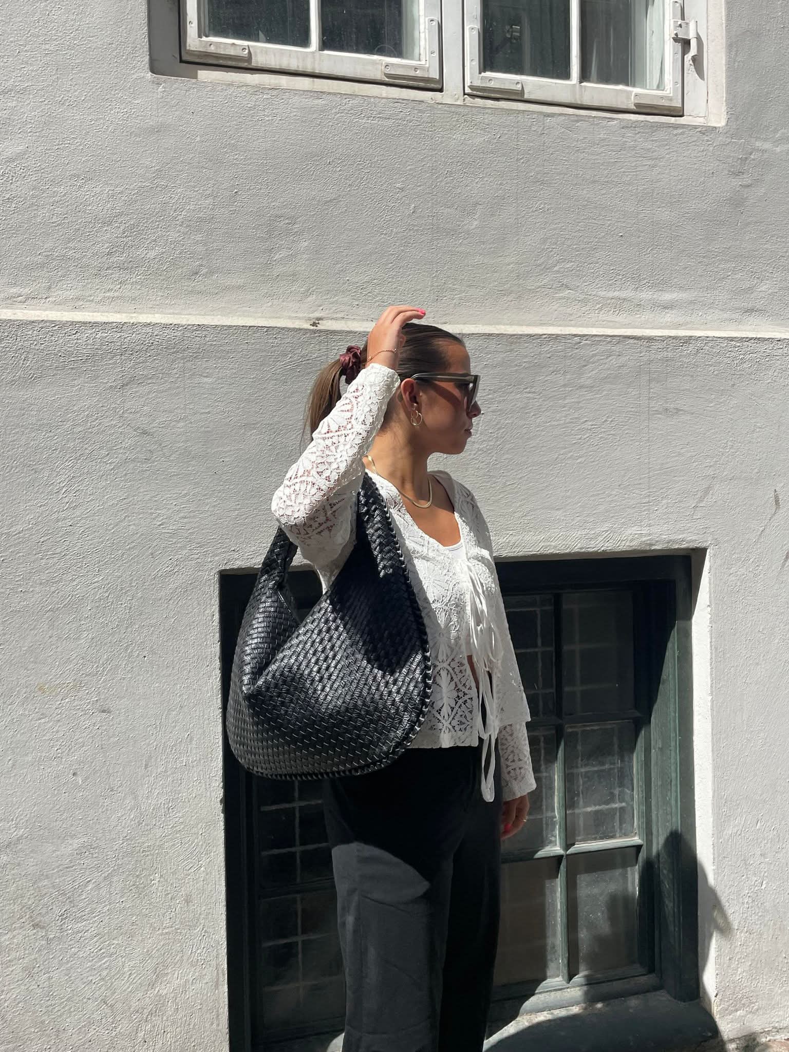 Vanta Hobo – Black