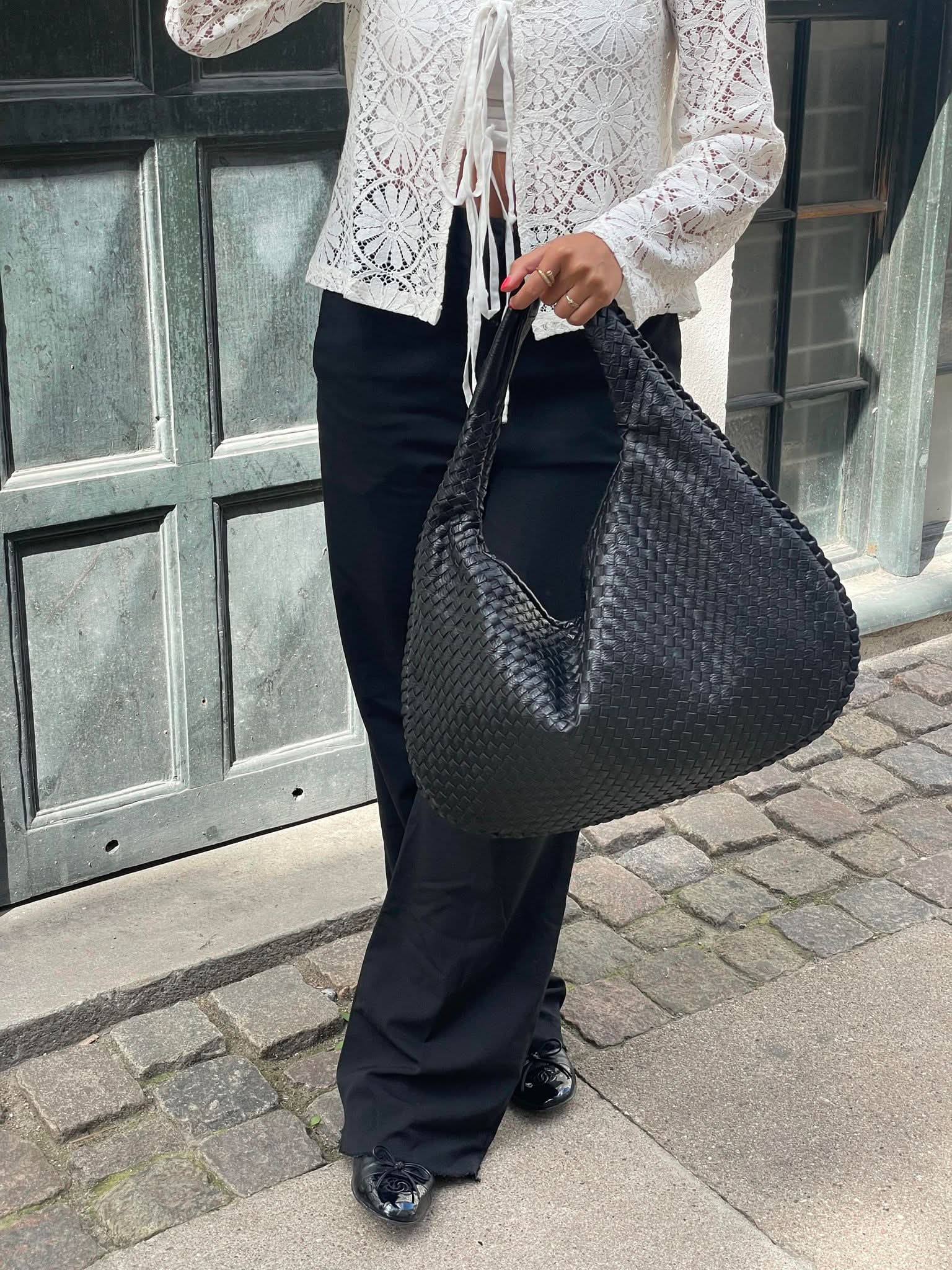 Vanta Hobo – Black