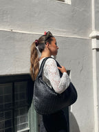 Vanta Hobo – Black