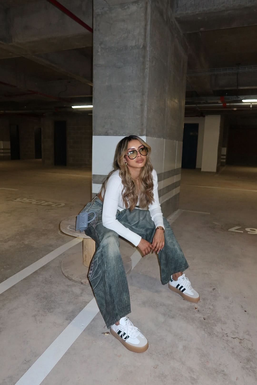 Rebelde – Mid-Waist Jeans
