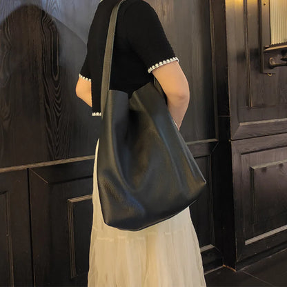 Lucia – Structured Shoulder Tote