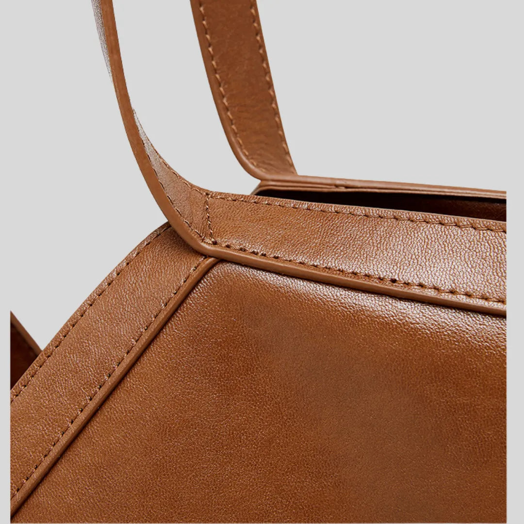 Sophia – Minimalist Hobo Bag