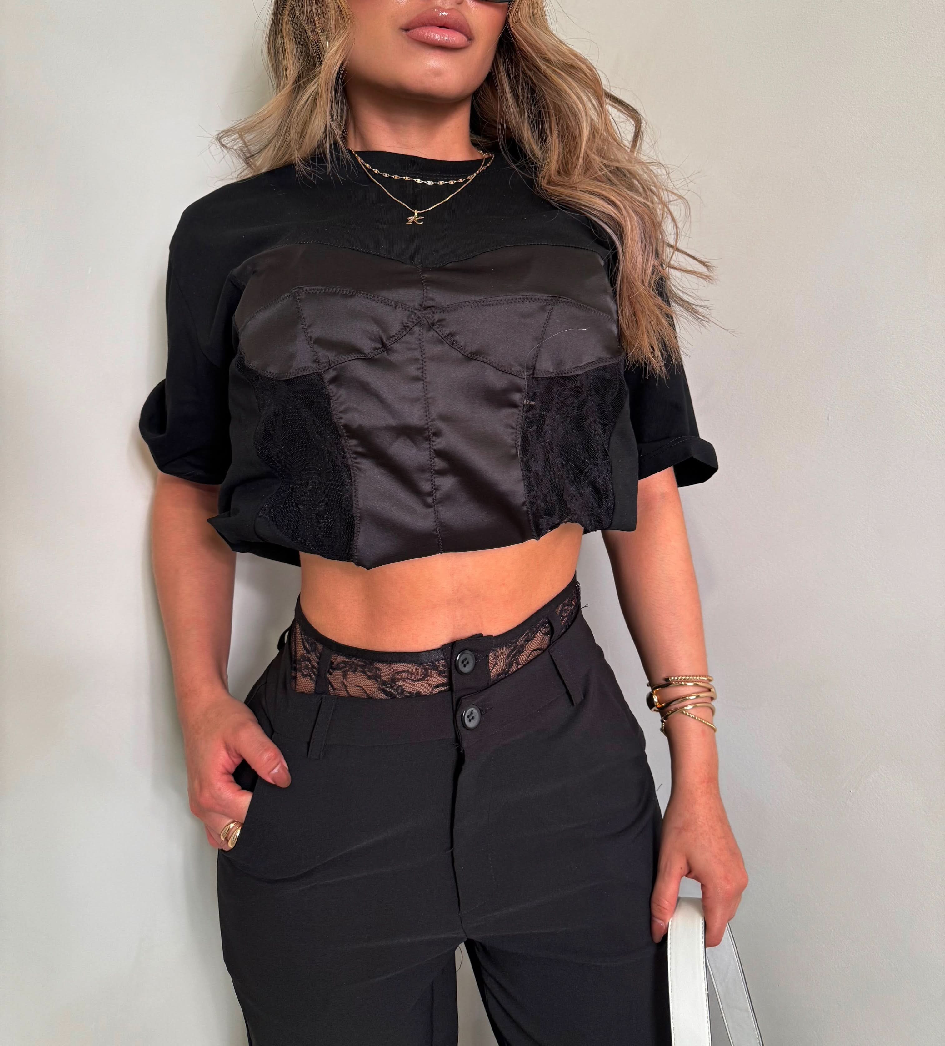 Oscuridad – Mid-Waist Jeans