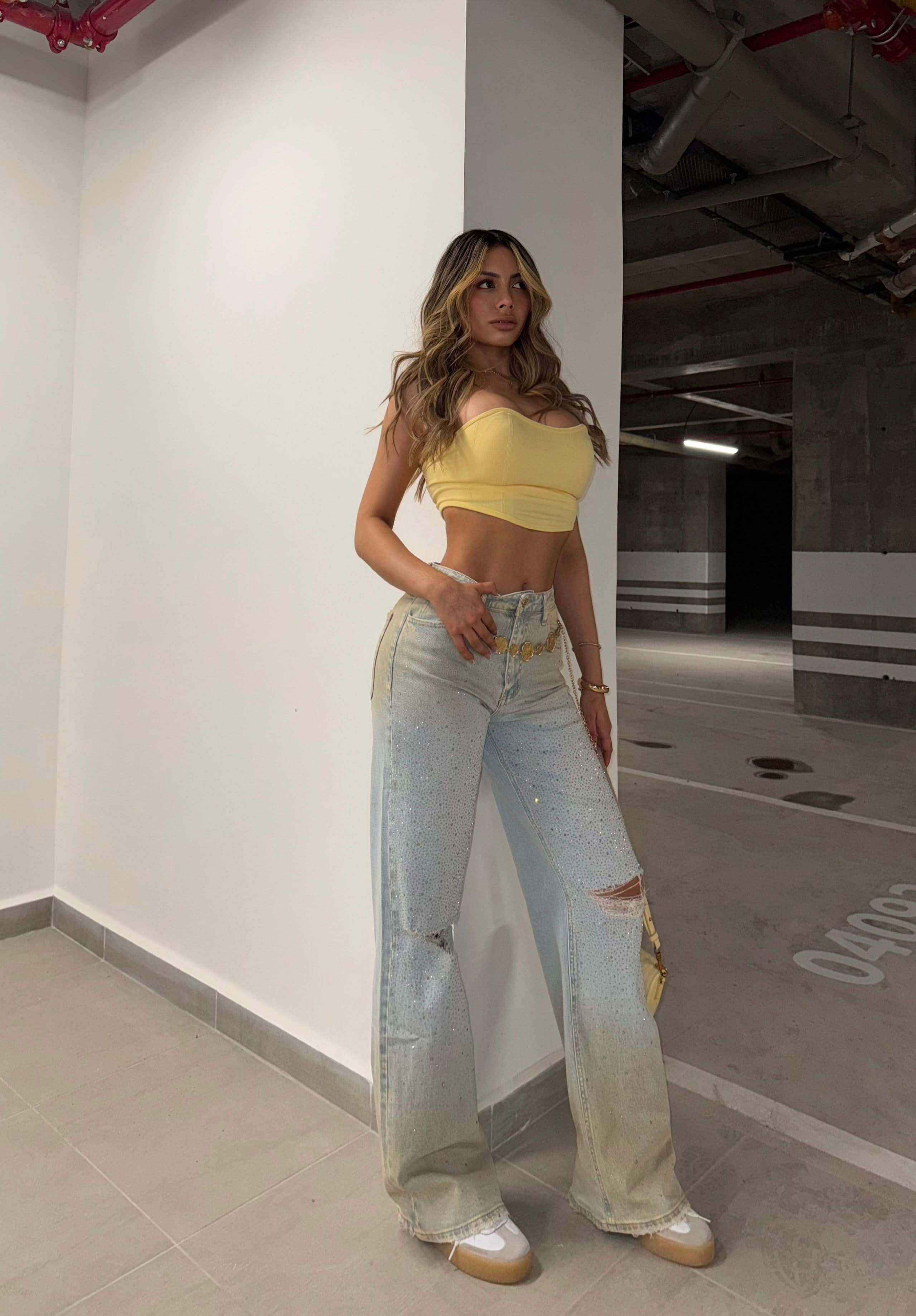 Canela Shine – Cut Knie Jeans