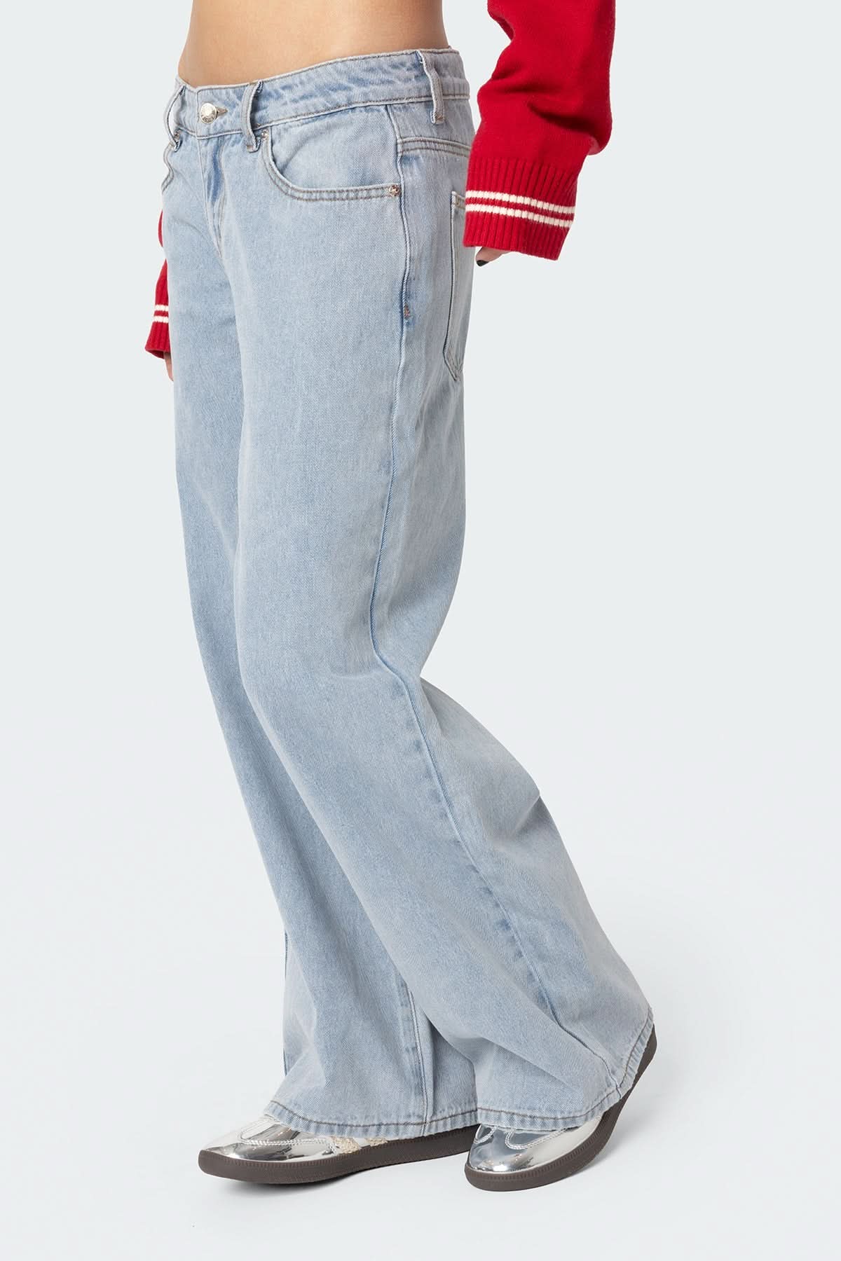Lowkey Blue – Low Rise Jeans