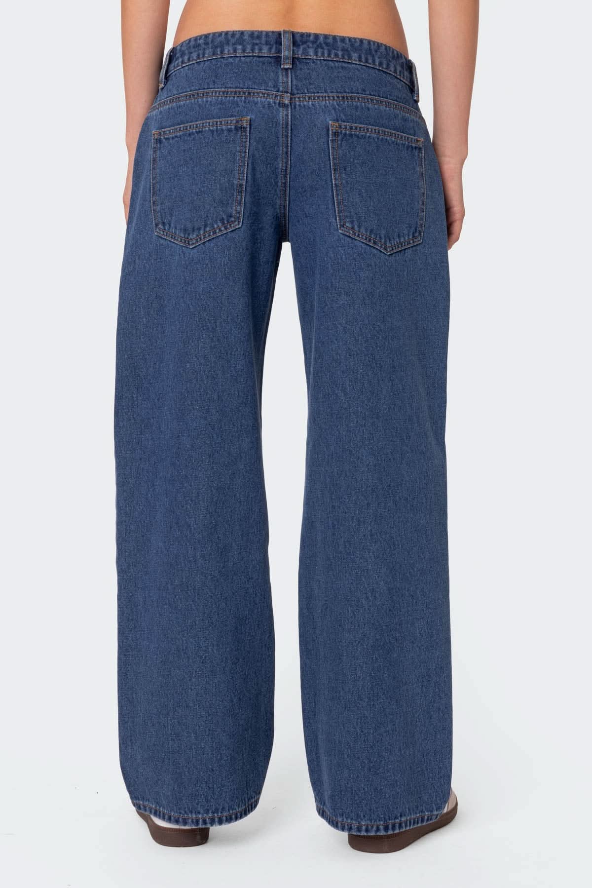 Maya Washed – Low Rise Jeans