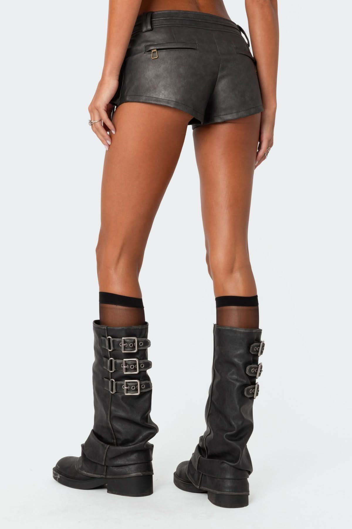 Riot – Mini Cargo Shorts