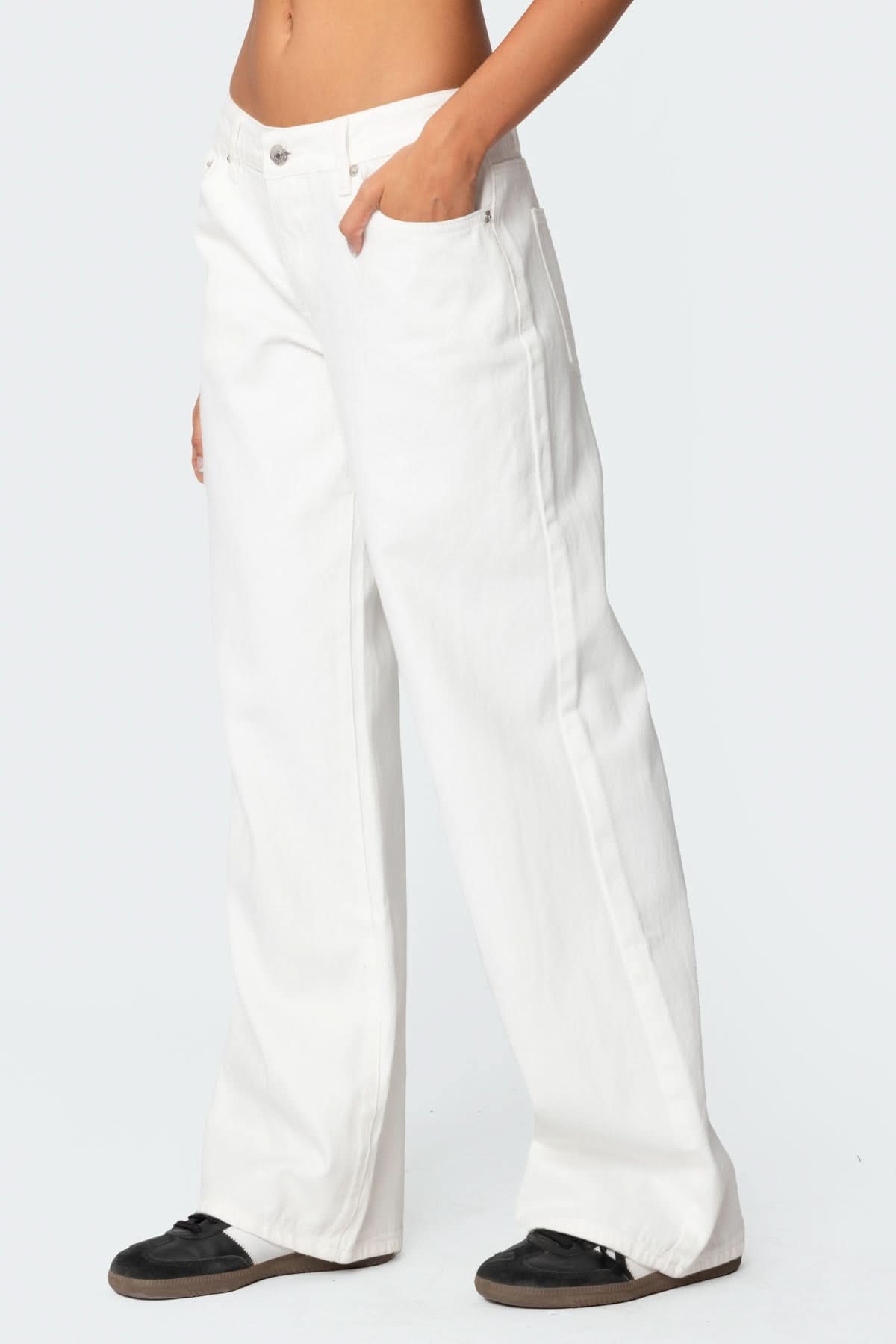 Snow Drop – Low Rise Slouchy Jeans