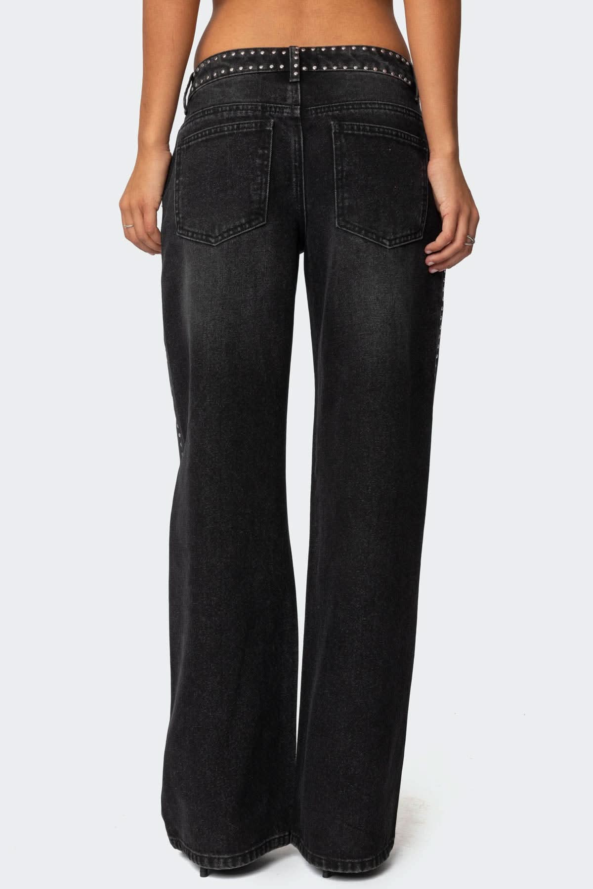 Rebel – Low Rise Jeans