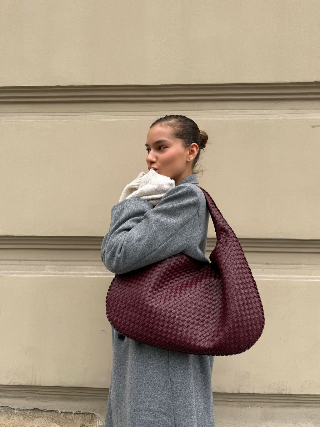 Vanta Hobo – Burgundy