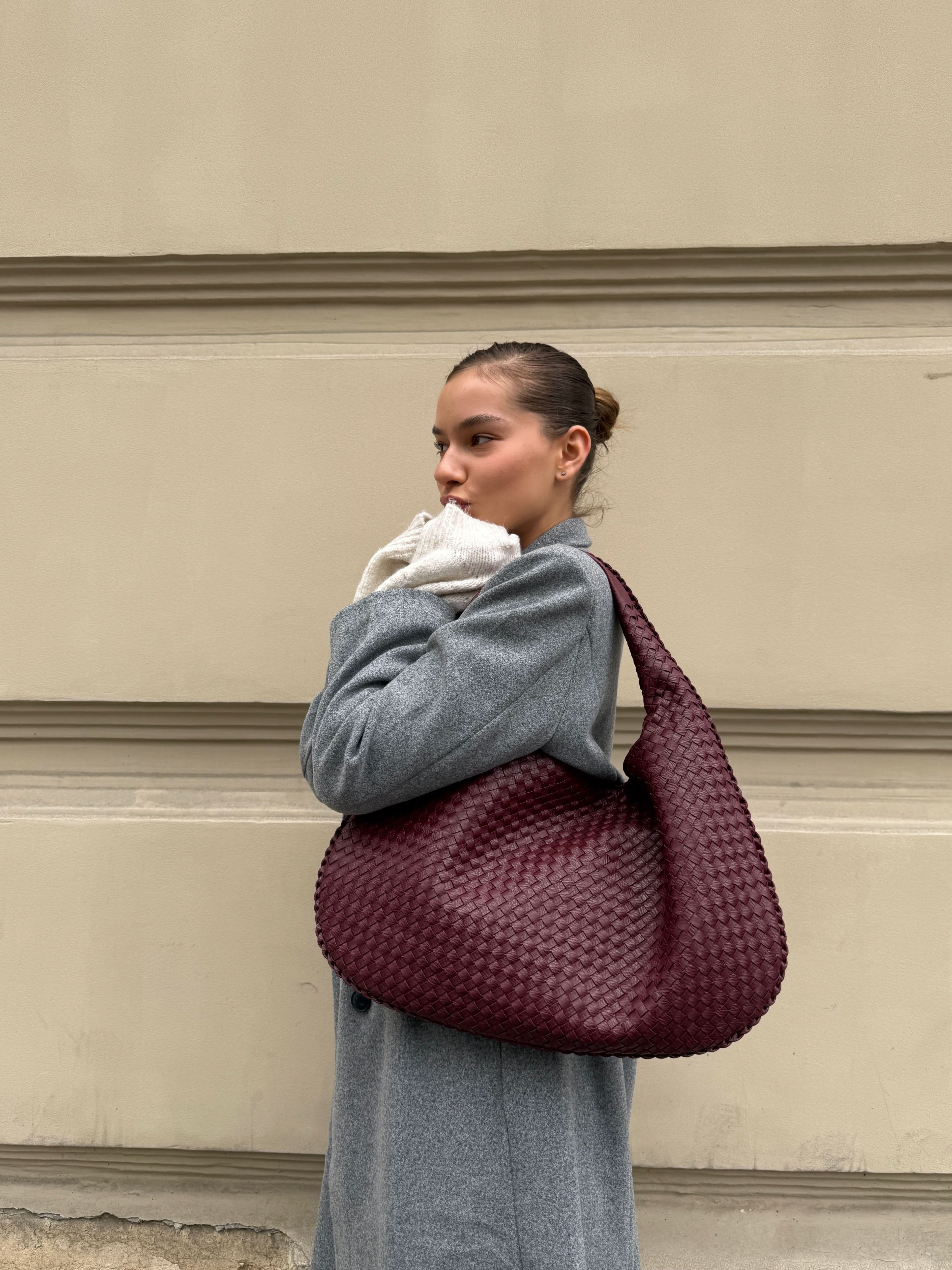 Vanta Hobo – Burgundy