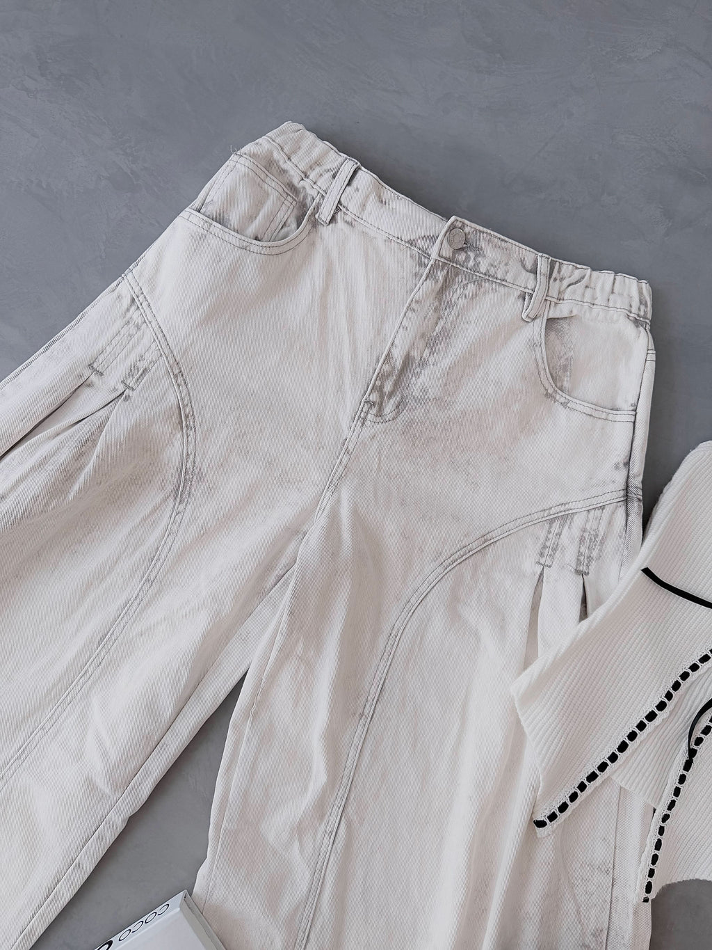 Loba Blanca – Waist Snatched Jeans
