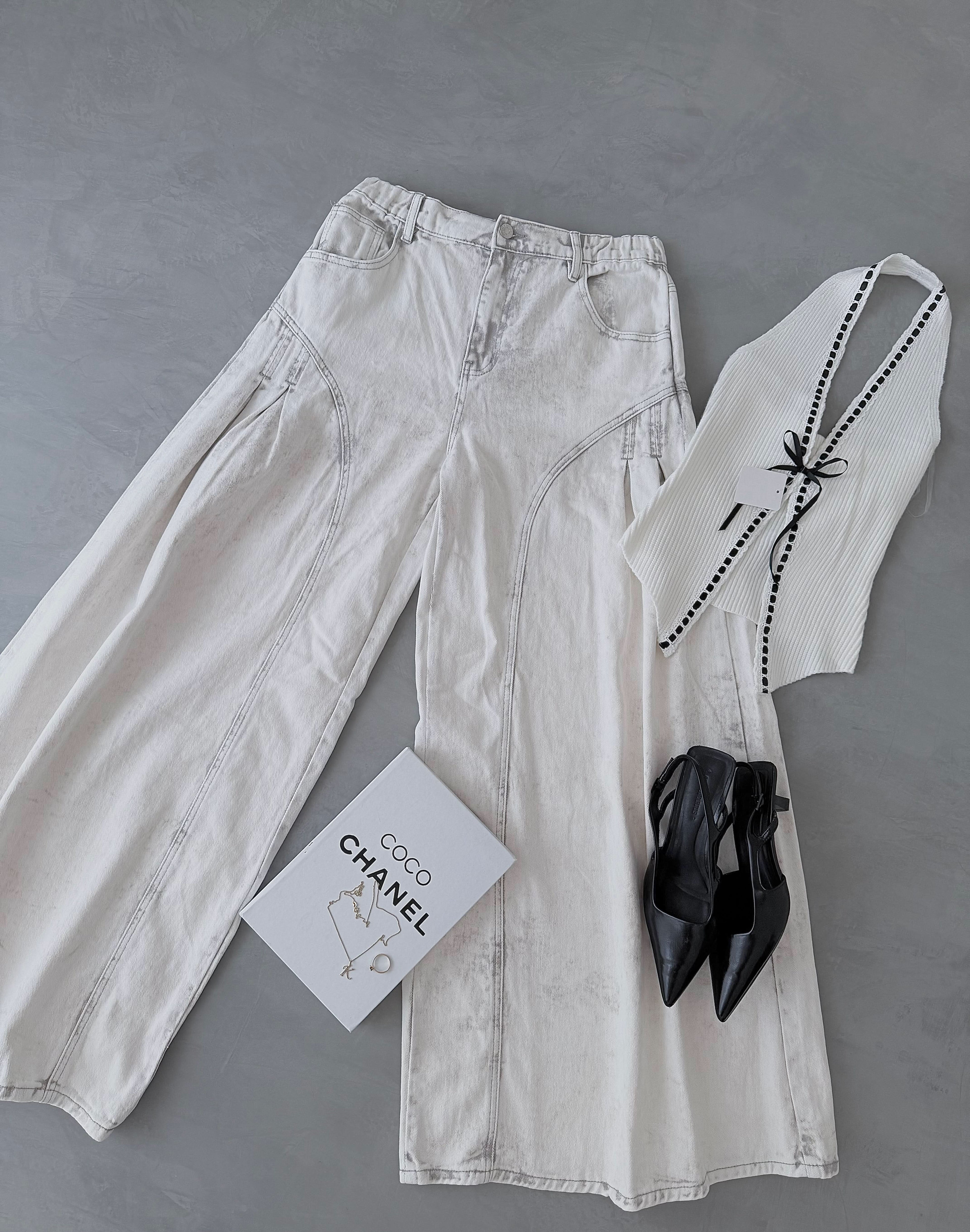 Loba Blanca – Waist Snatched Jeans