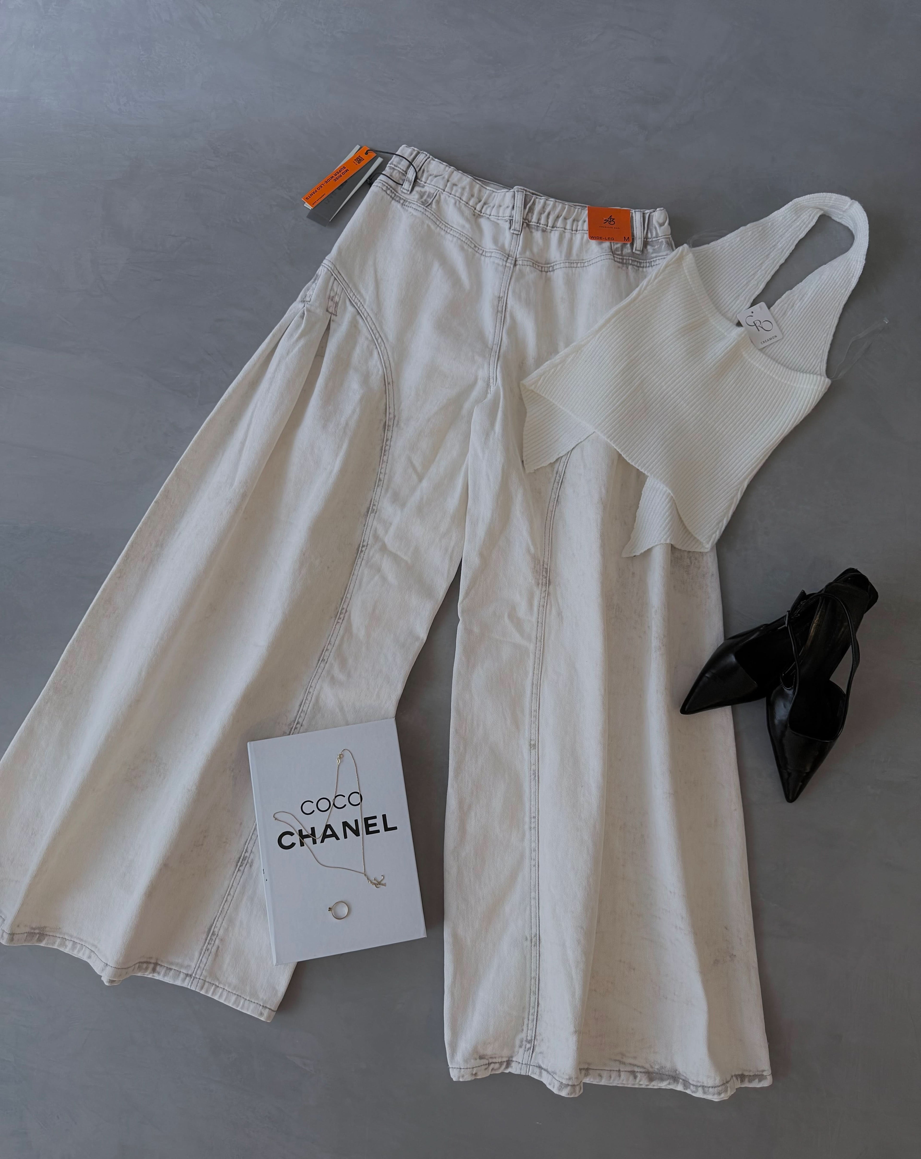 Loba Blanca – Waist Snatched Jeans
