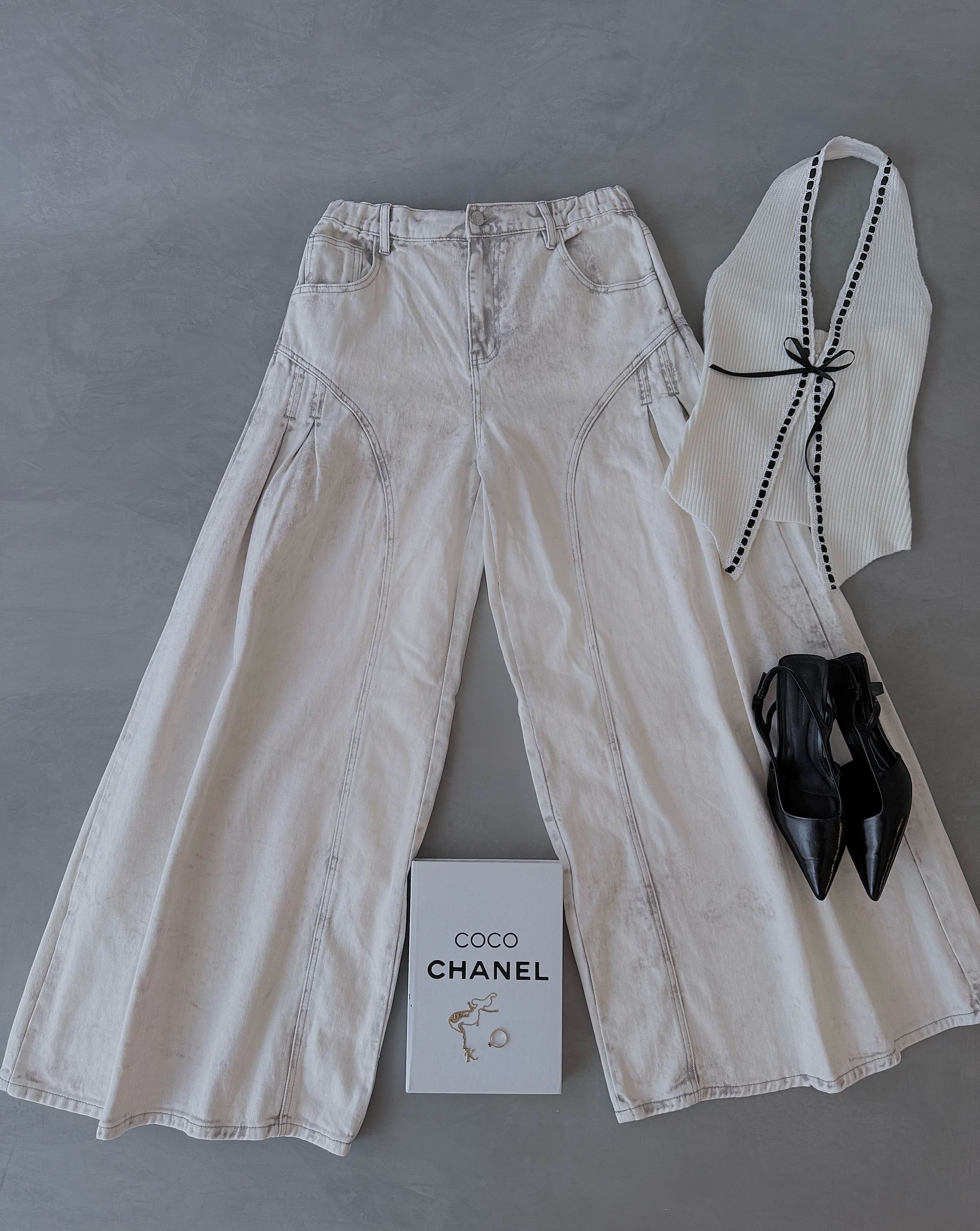 Loba Blanca – Waist Snatched Jeans