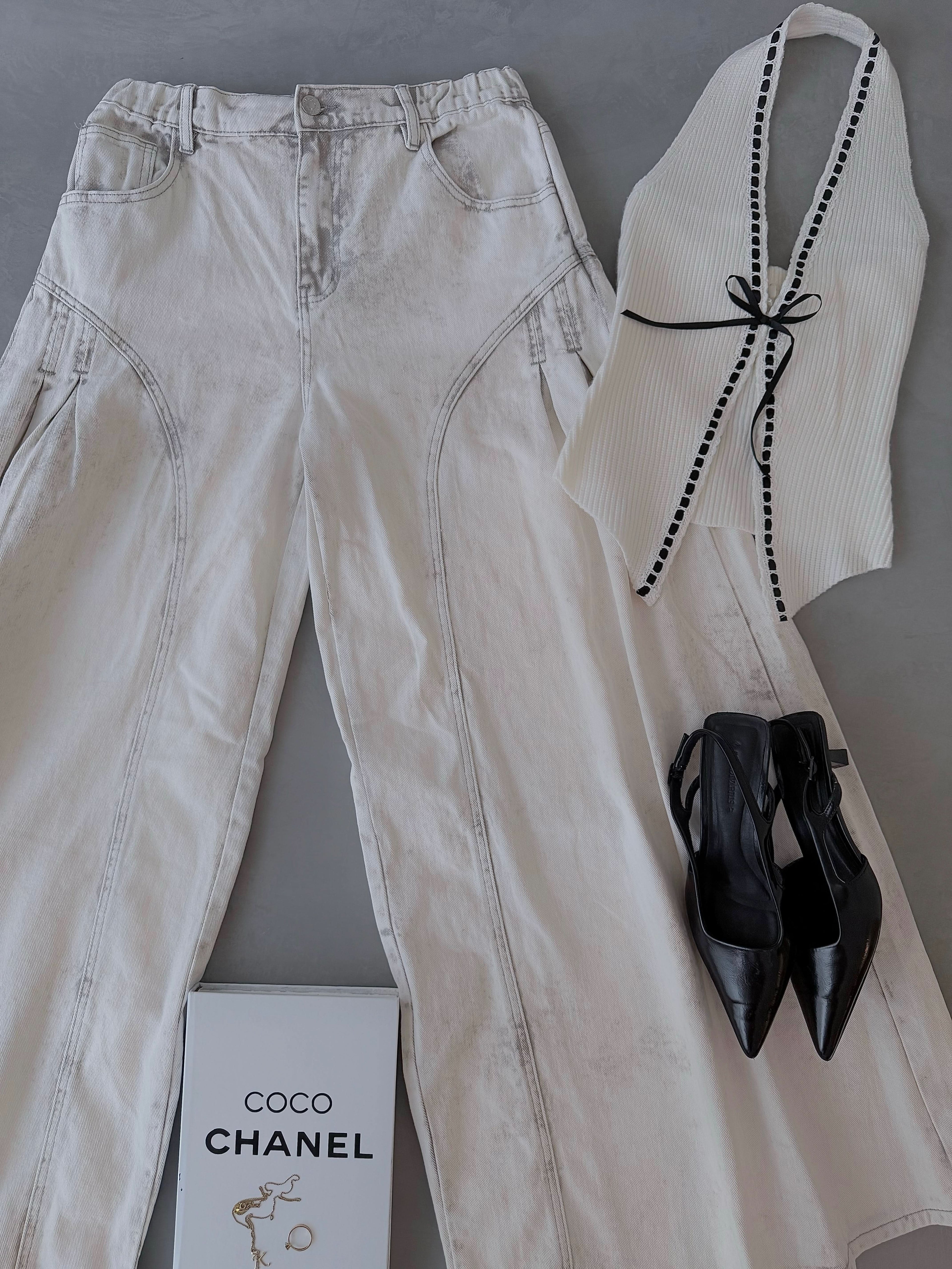 Loba Blanca – Waist Snatched Jeans