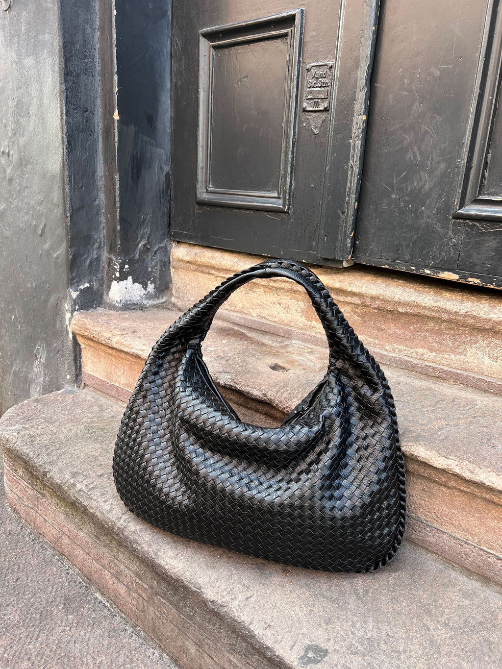 Vanta Hobo – Black