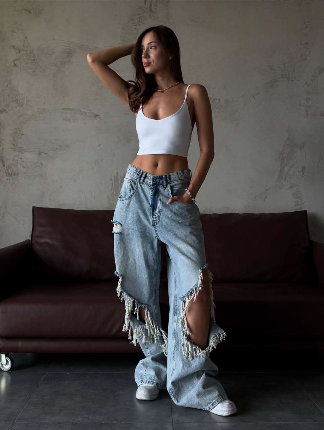 Edge Break – Shredded Wide-Leg Denim