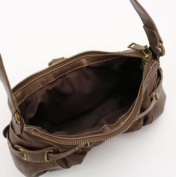 Krasia – Baguette Bag