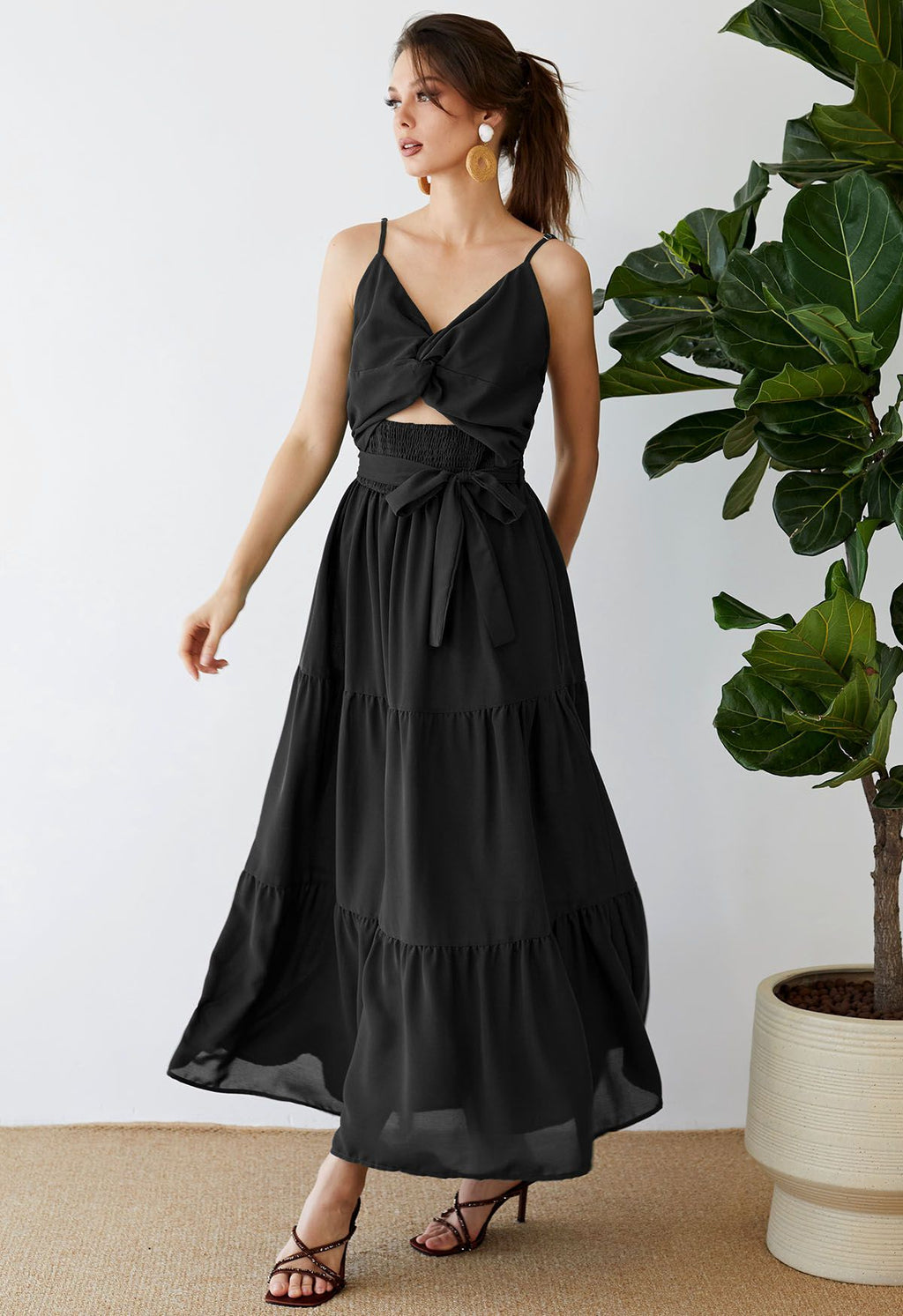 Agné Cut-Out — Maxikleid