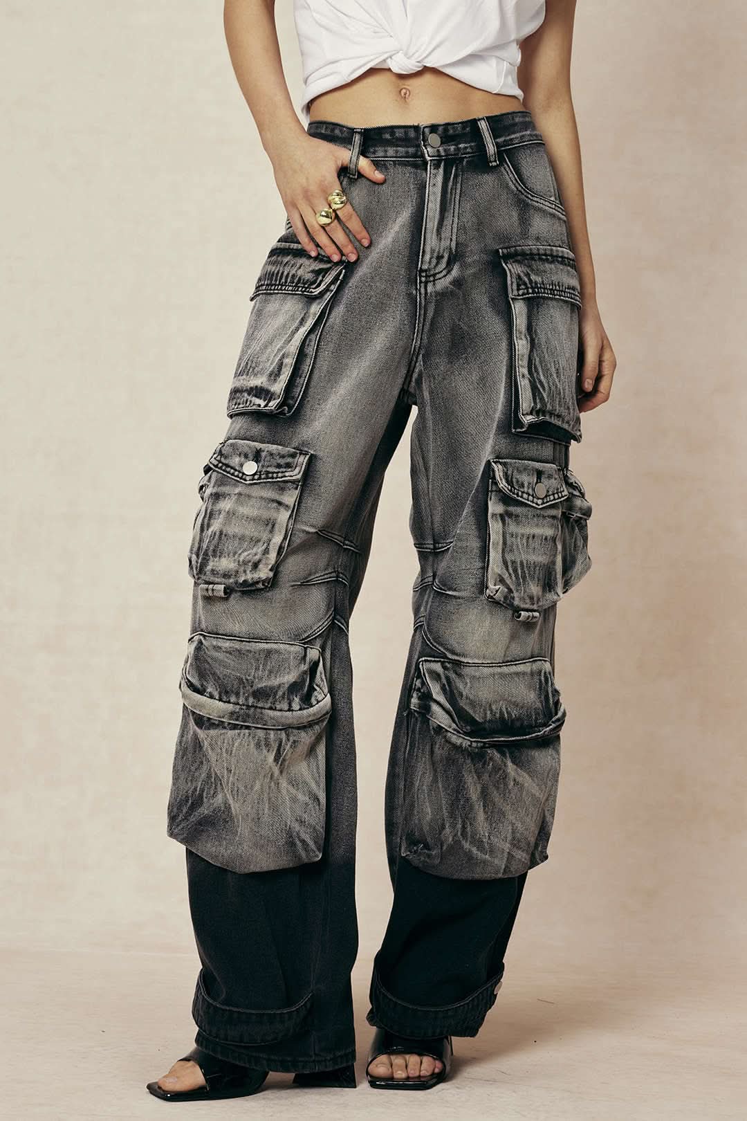Sabbia – Y2K Multi-Pocket Cargo Denim