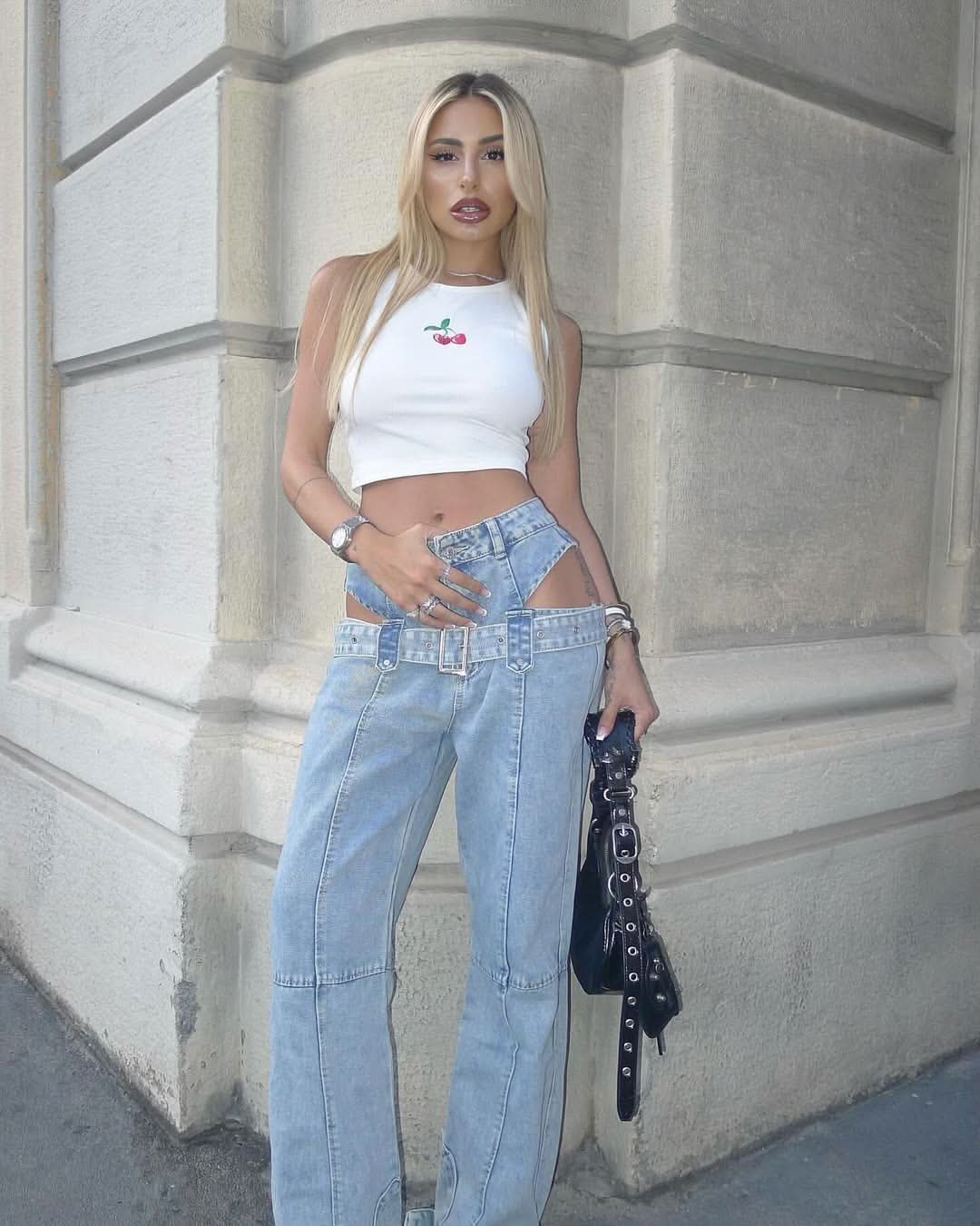 Side Kiss – Cut-Out Low-Rise Denim